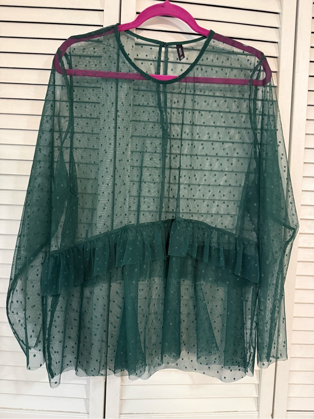 Sz 2x Woman’s Stacy London Sheer Emerald Green Dot Ruffle Blouse